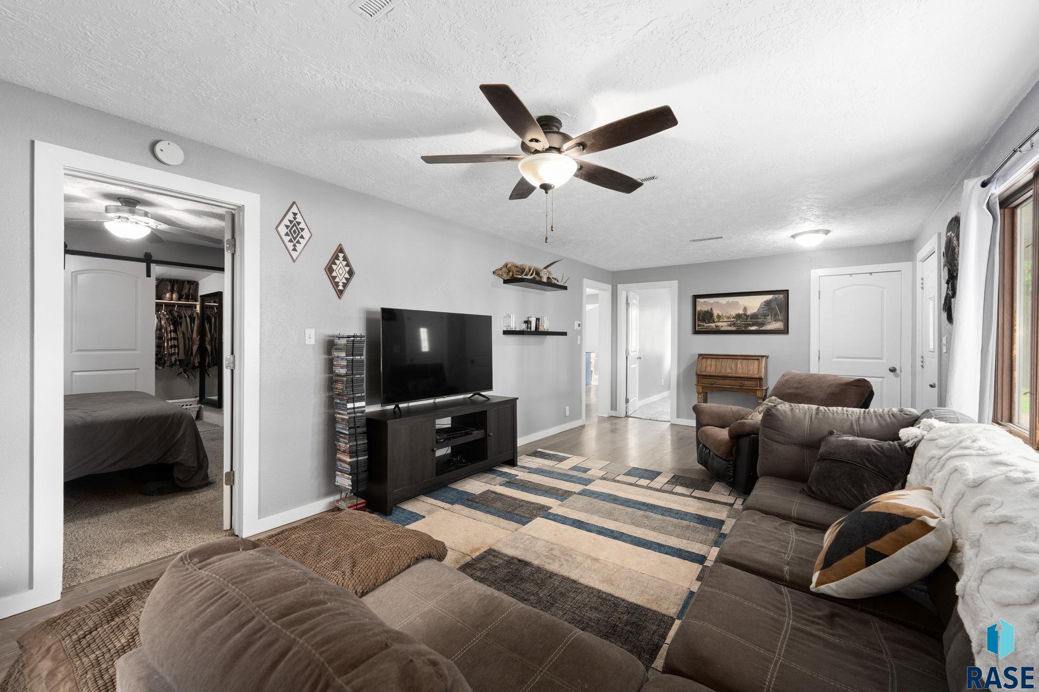 721 S Elm St