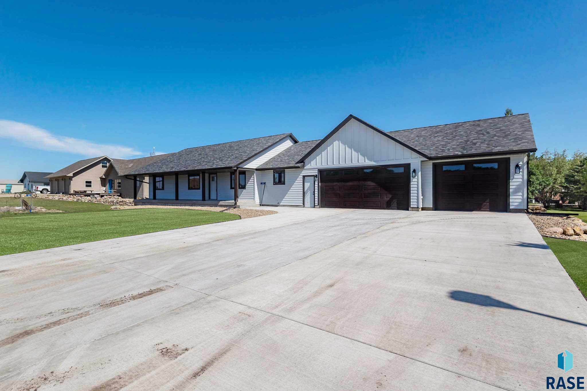 104 Silver Creek Dr
