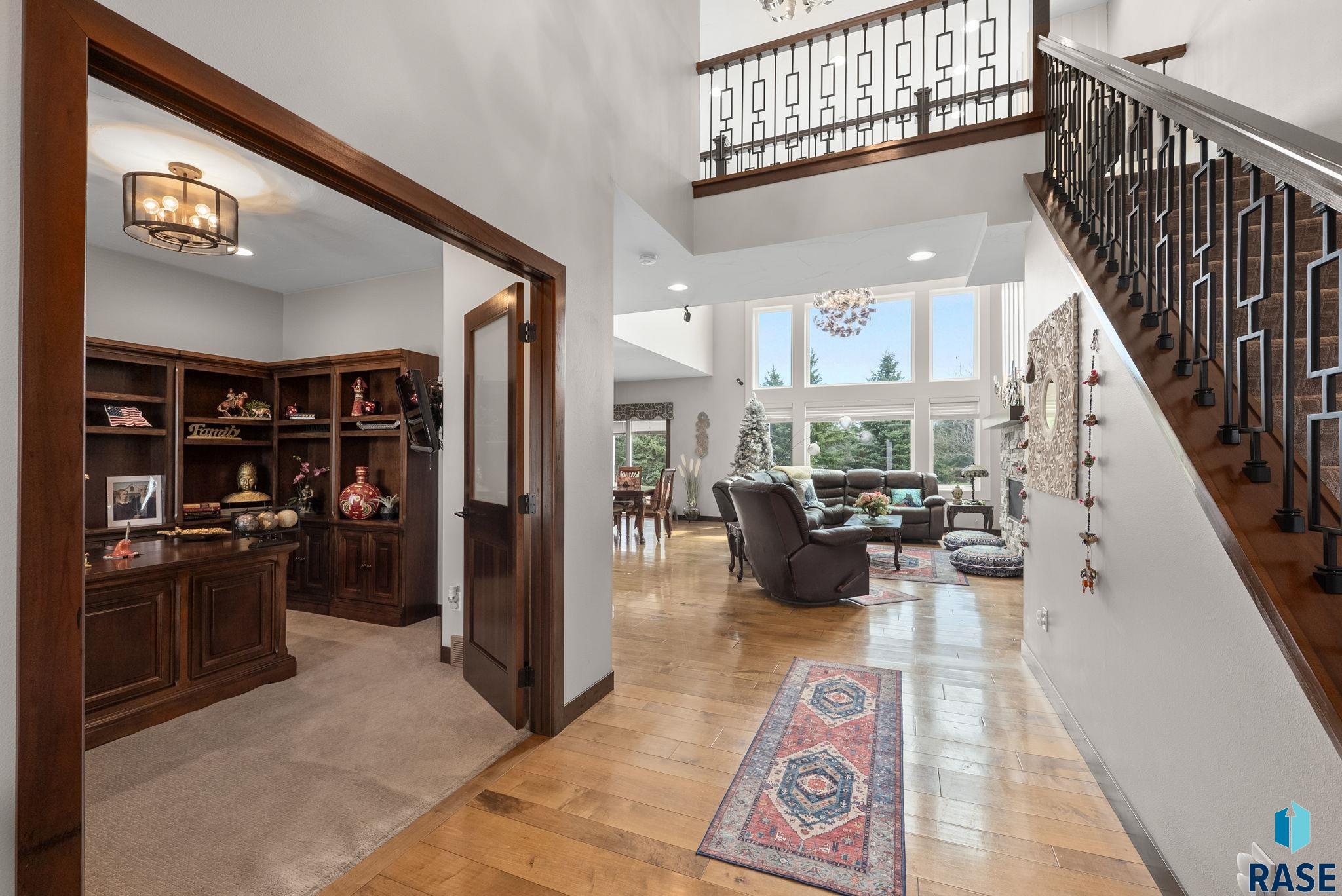 2201 W Sleigh Creek Trl