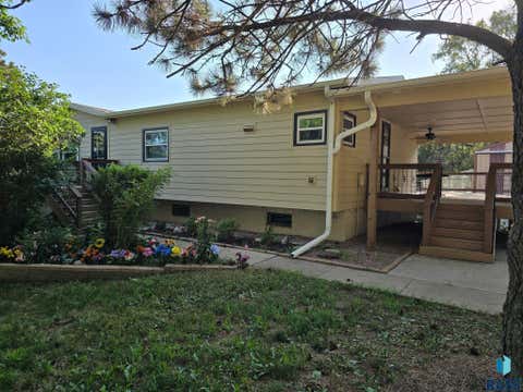 Homes For Sale - 24253 467a Avenue<br/> Dell Rapids, SD 57022