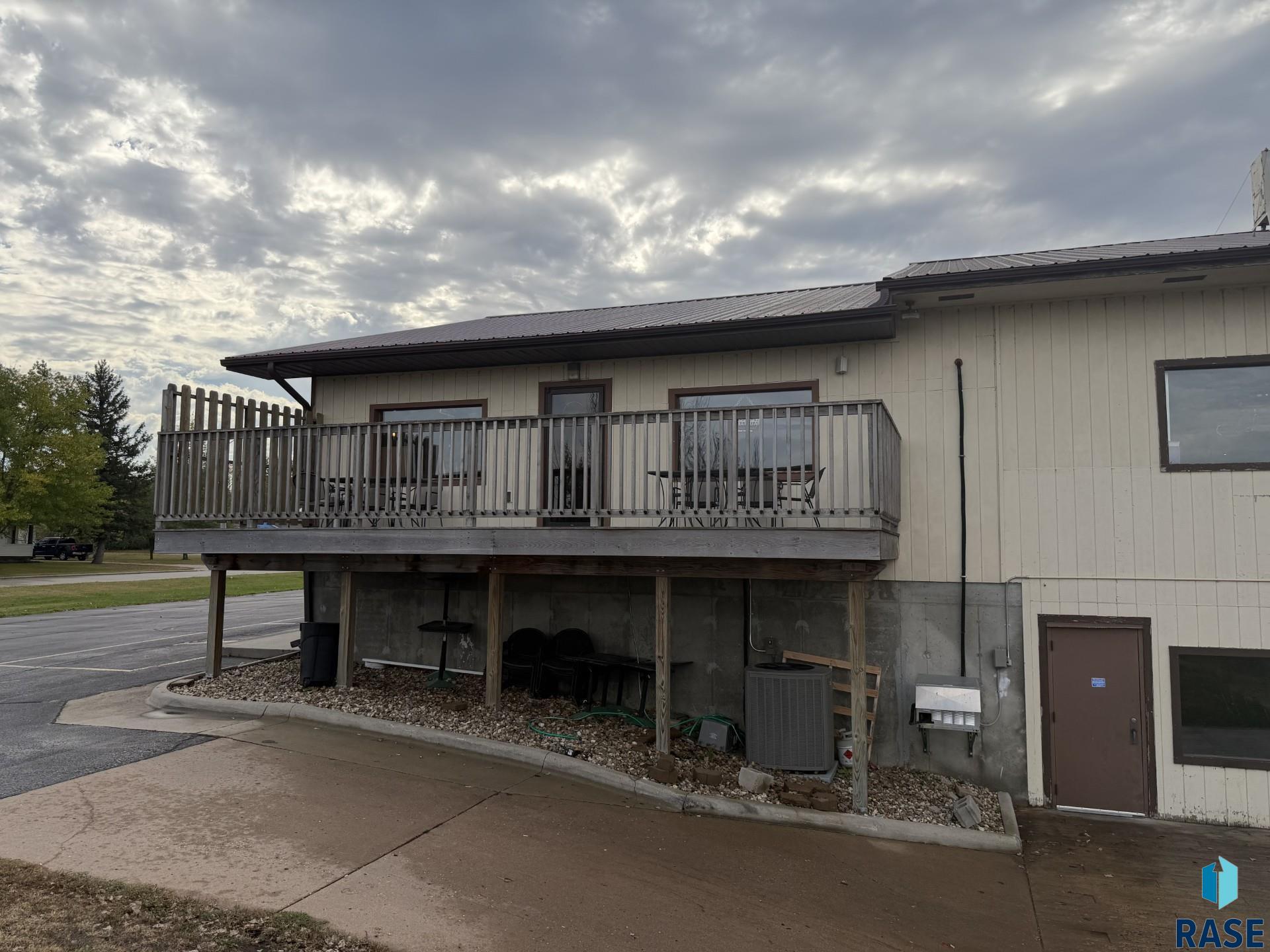 306 N veterans St