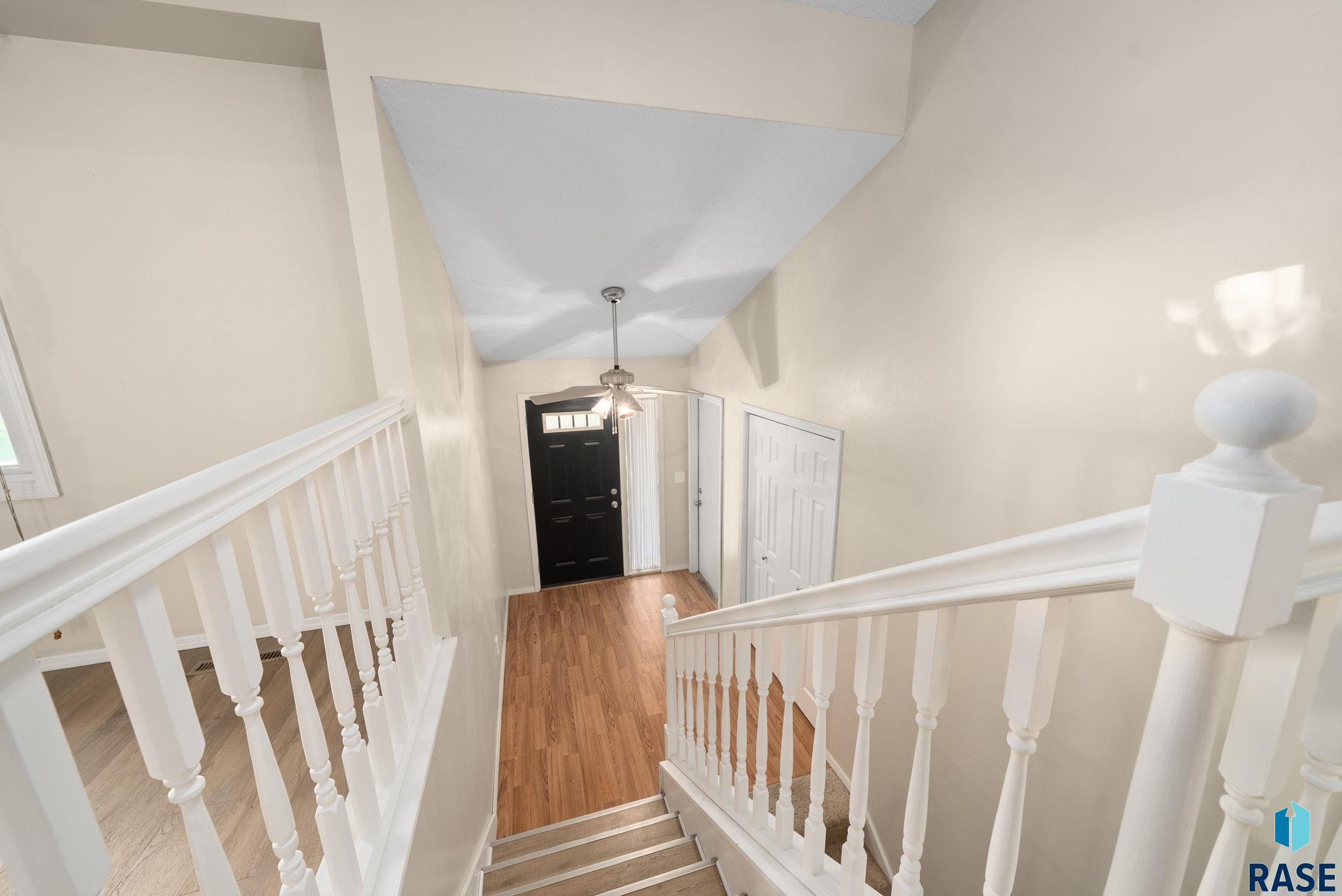 Sioux Falls, South Dakota 57110, United States, 3 Bedrooms Bedrooms, ,2 BathroomsBathrooms,Residential,Active,234567