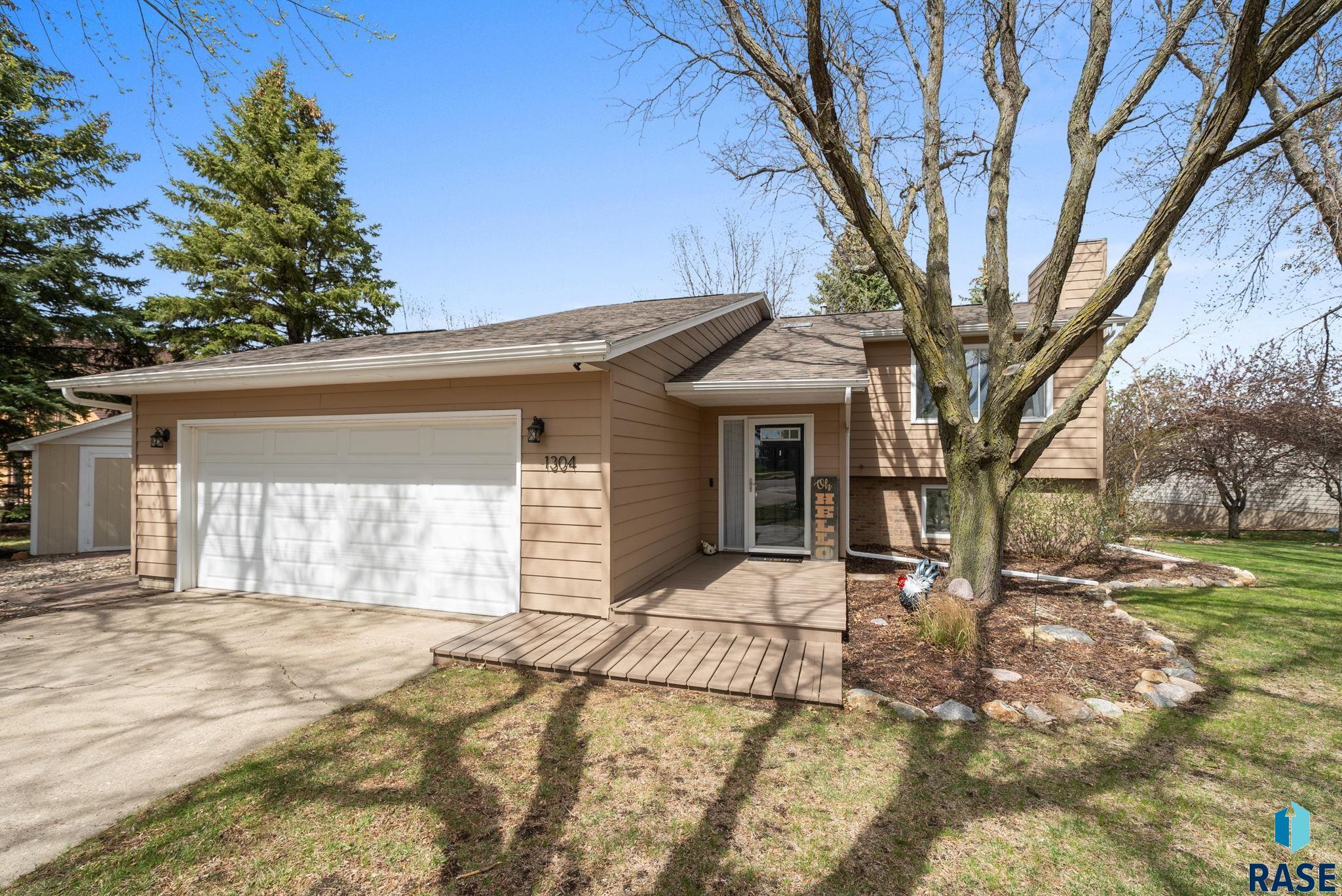 Sioux Falls, South Dakota 57110, United States, 3 Bedrooms Bedrooms, ,2 BathroomsBathrooms,Residential,Active,234567