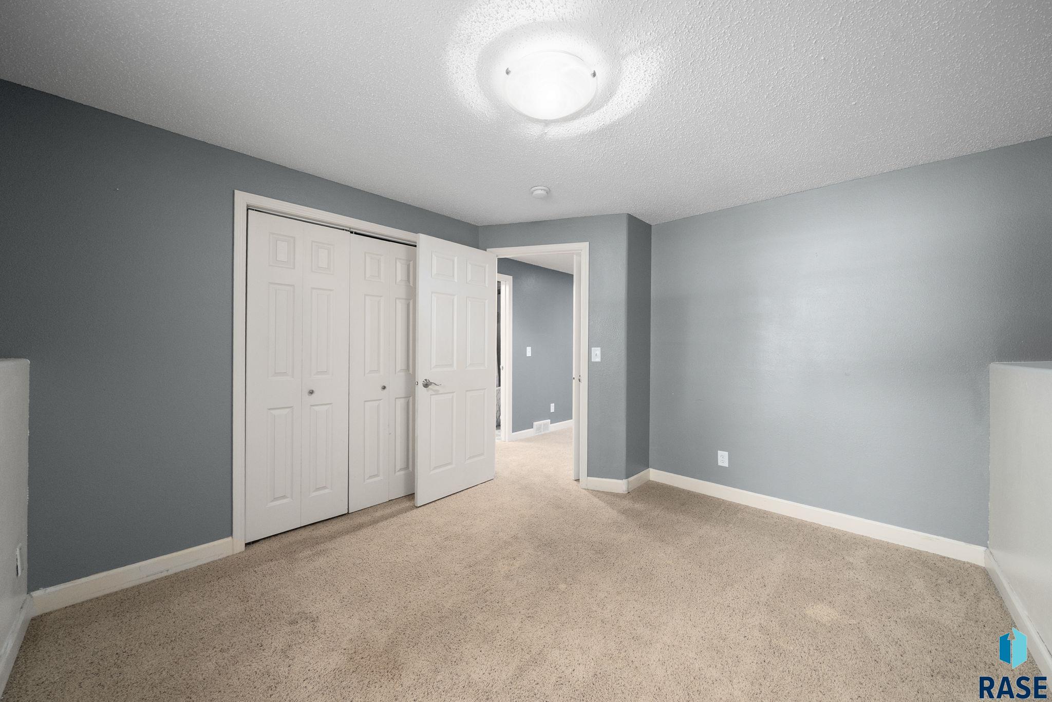 Sioux Falls, South Dakota 57110, United States, 3 Bedrooms Bedrooms, ,2 BathroomsBathrooms,Residential,Active,234567