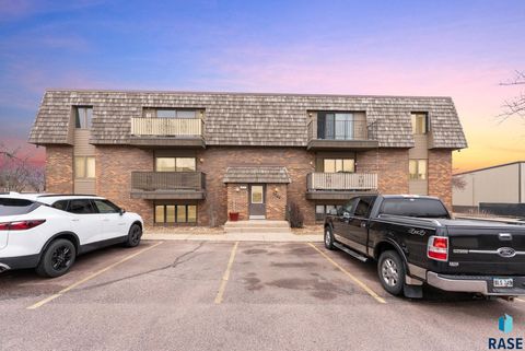 Condo For Sale - 3544 S Gateway Avenue #301<br/> Sioux Falls, SD 57106