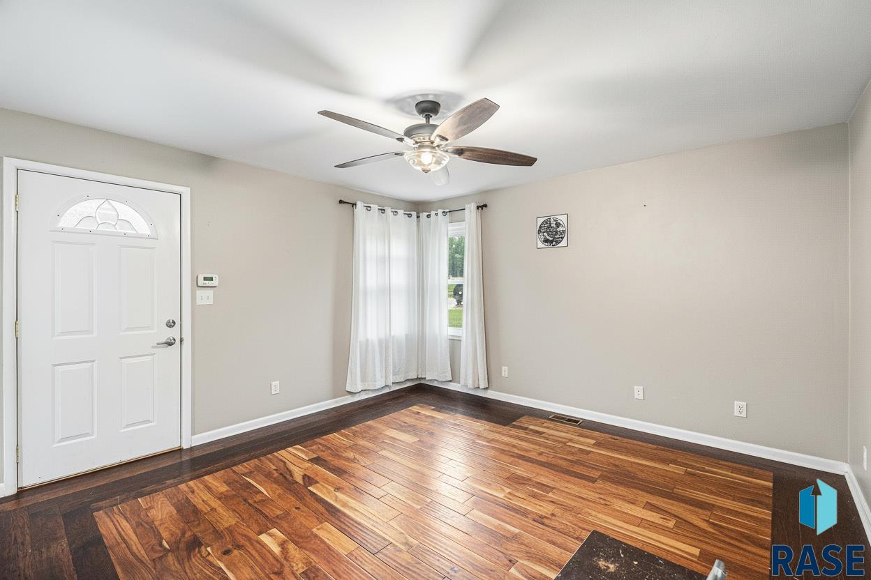 Sioux Falls, South Dakota 57105, United States, 2 Bedrooms Bedrooms, ,1 BathroomBathrooms,Residential,Active,201999