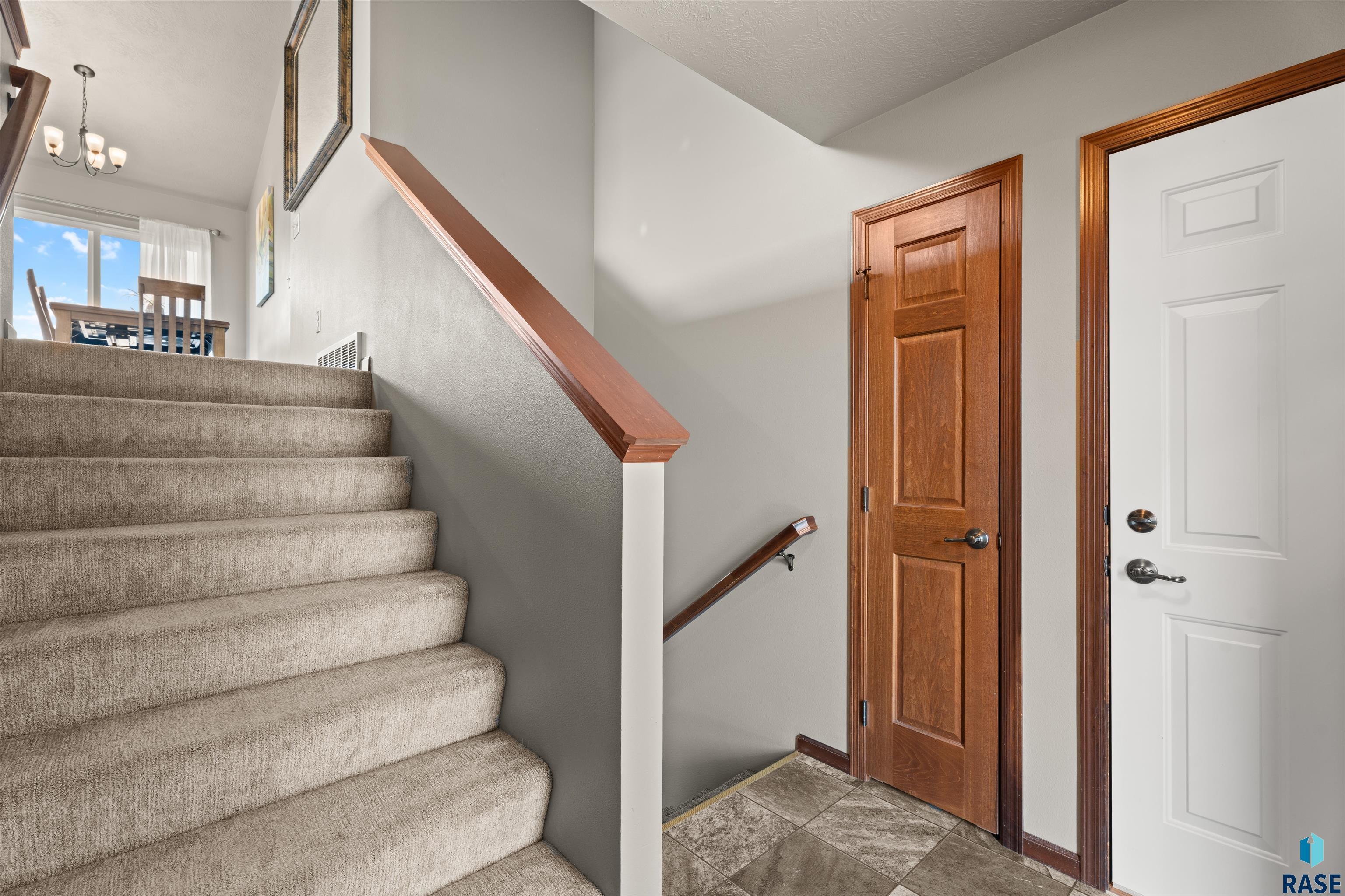 Harrisburg, South Dakota 57032, United States, 3 Bedrooms Bedrooms, ,2 BathroomsBathrooms,Residential,Active,227714