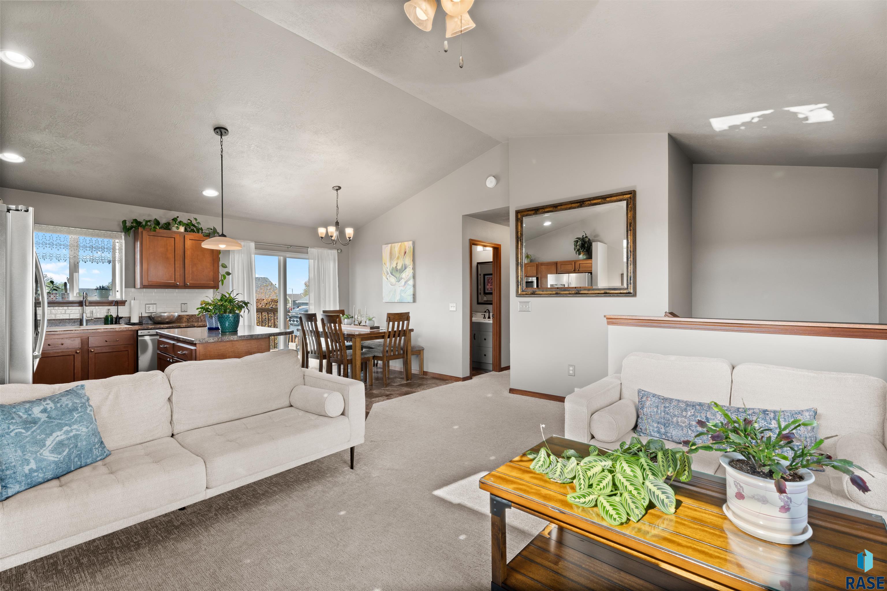 Harrisburg, South Dakota 57032, United States, 3 Bedrooms Bedrooms, ,2 BathroomsBathrooms,Residential,Active,227714