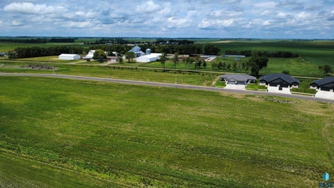 Vacant Land For Sale - 612 Harter Drive<br/> Madison, SD 57042