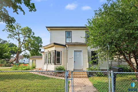 Homes For Sale - 1313 E 6th Street<br/> Sioux Falls, SD 57103