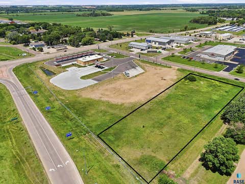 Vacant Land For Sale - 1301 E Robur Drive<br/> Sioux Falls, SD 57104
