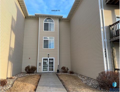 Photo of 7446 S Louise Ave 203 #203, Sioux Falls, SD 57108 (MLS # 22602229)