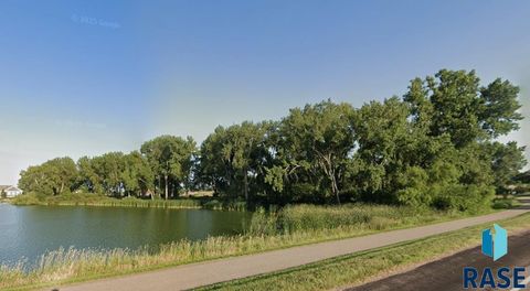 Vacant Land For Sale - Lot 8 Marrs Beach Lane<br/> Lake County, Madison, SD 57042