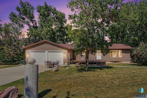 Homes For Sale - 25856 459th Avenue<br/> Minnehaha County, Humboldt, SD 57035