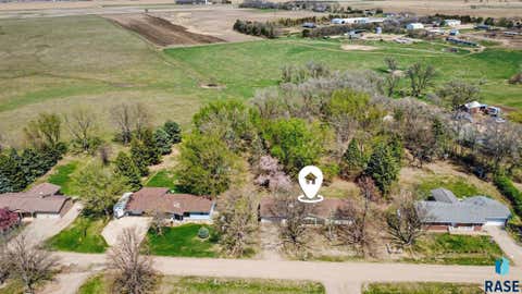 Homes For Sale - 4210 Hermans Loop<br/> Yankton, SD 57078