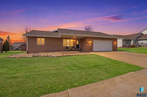 Homes For Sale - 1307 Clark Avenue<br/> Dell Rapids, SD 57022