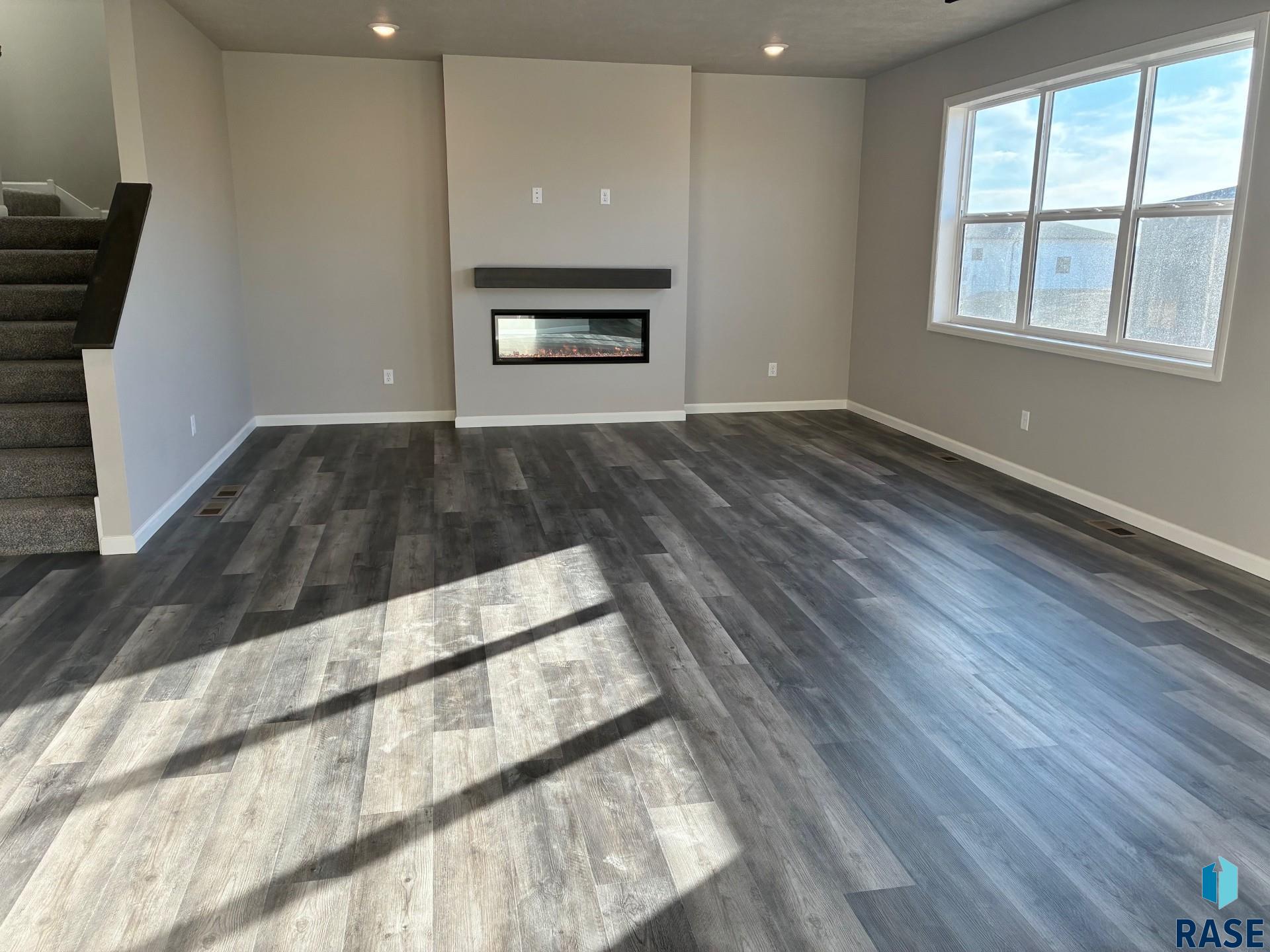 2809 S Copper Creek Ave