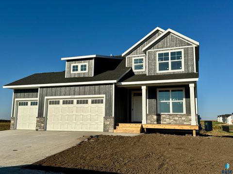 Photo of 2005 N Valley View Rd Road, Sioux Falls, SD 57107 (MLS # 22507990)