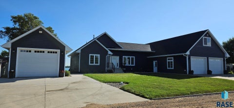 Photo of 70 Oakwood Shoreline Dr, Bruce, SD 57220 (MLS # 22605986)