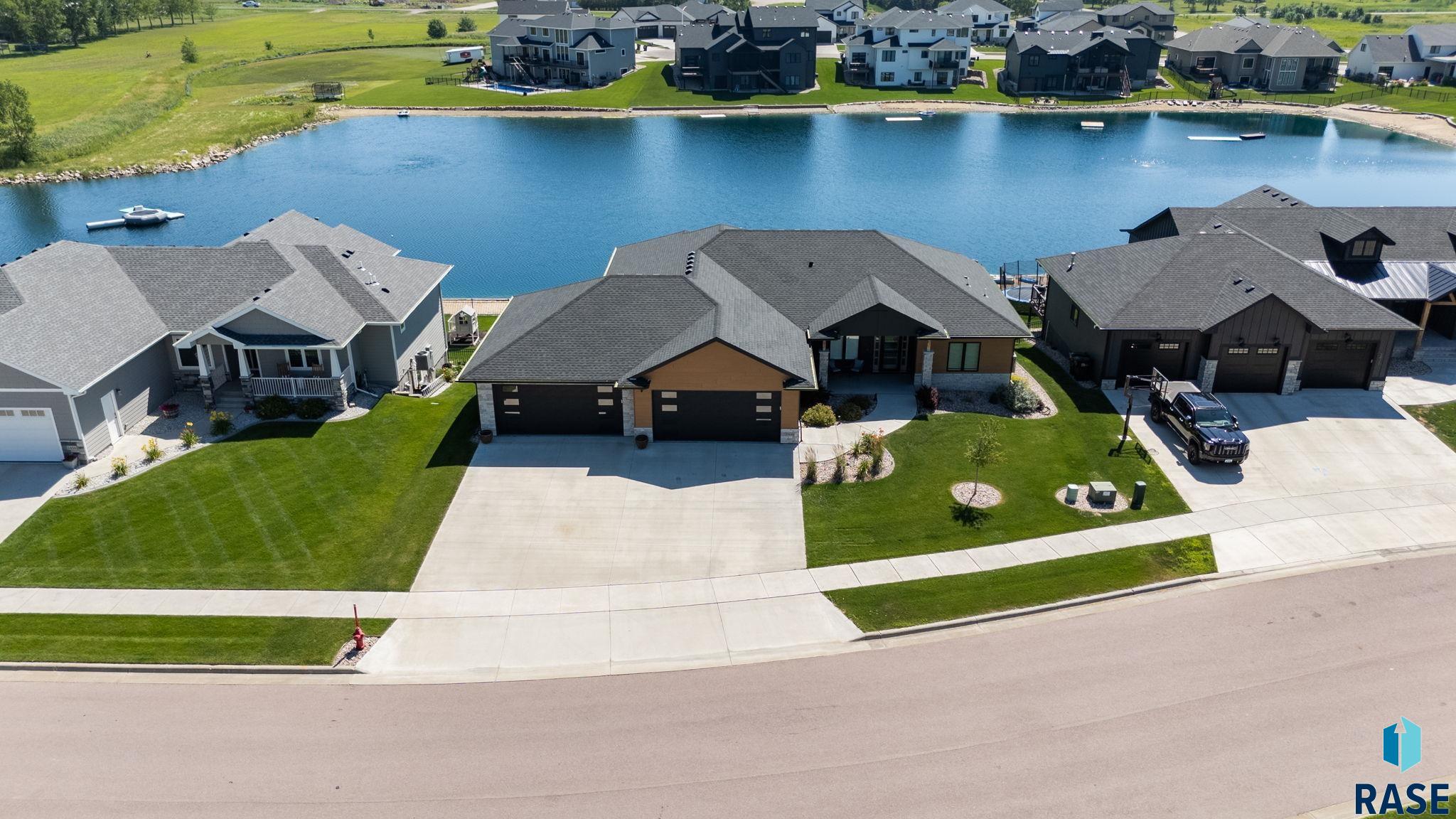 2440 N Alberta Trl