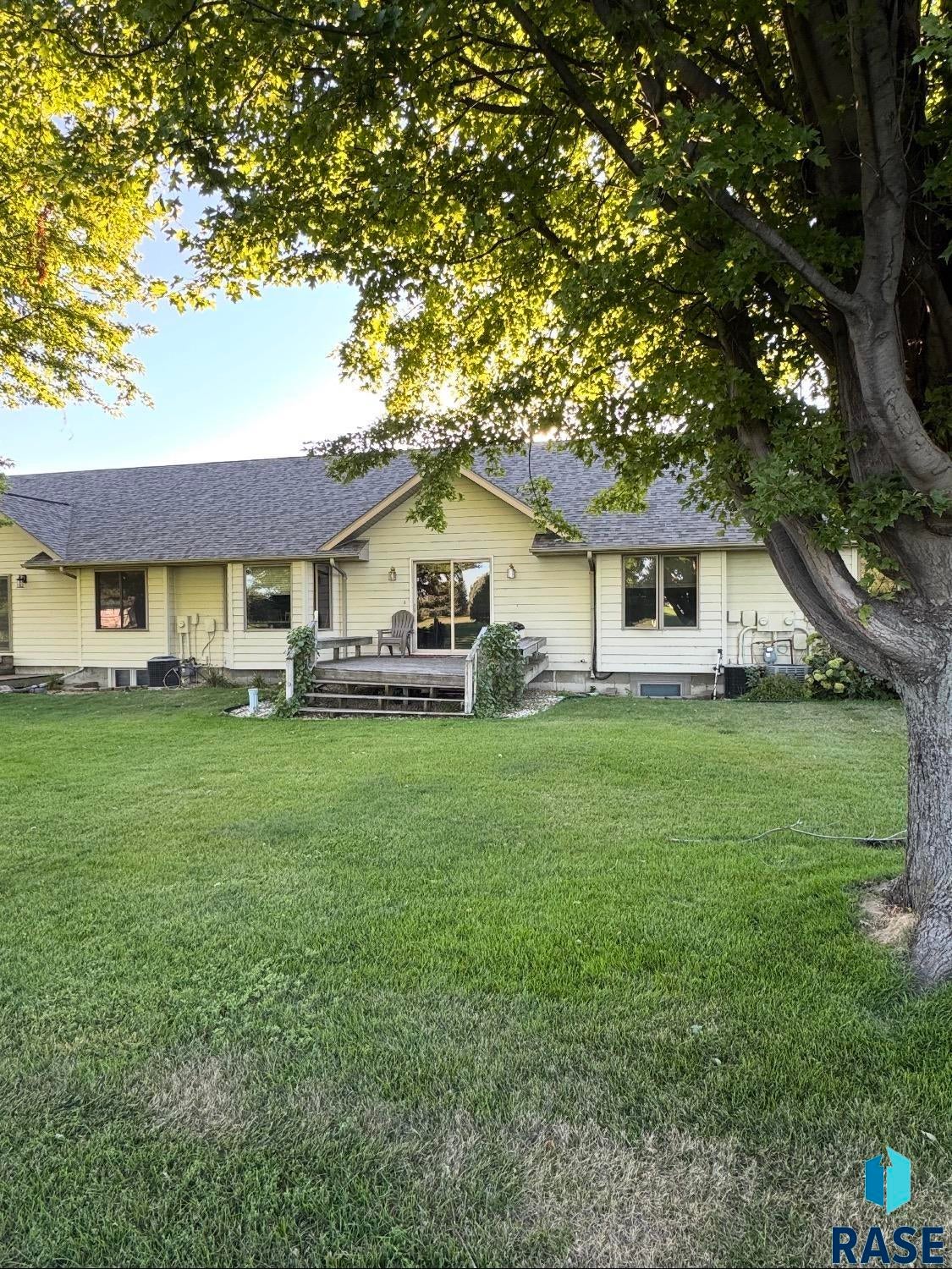 104 Lake Dr
