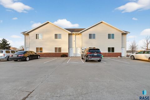Photo of 2800 E Madison St 1-4 #1-4, Sioux Falls, SD 57103 (MLS # 22509224)