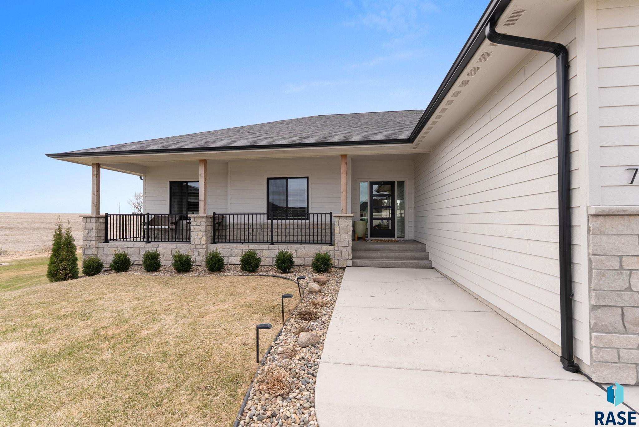 7317 E Misty Knoll Cir