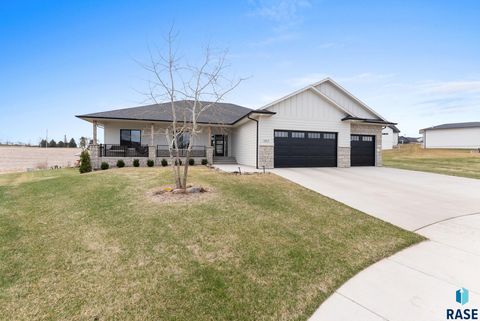 7317 E Misty Knoll Cir Sioux Falls SD 57110