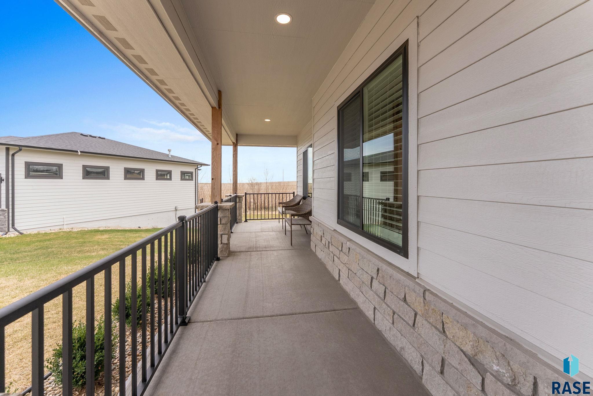 7317 E Misty Knoll Cir