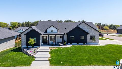 500 N Corsair Cir Sioux Falls SD 57110