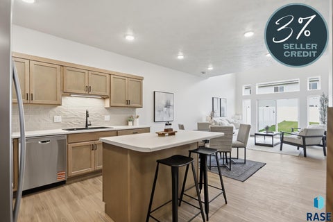 Photo of 2402 E Jetty Pl, Sioux Falls, SD 57108 (MLS # 22607990)