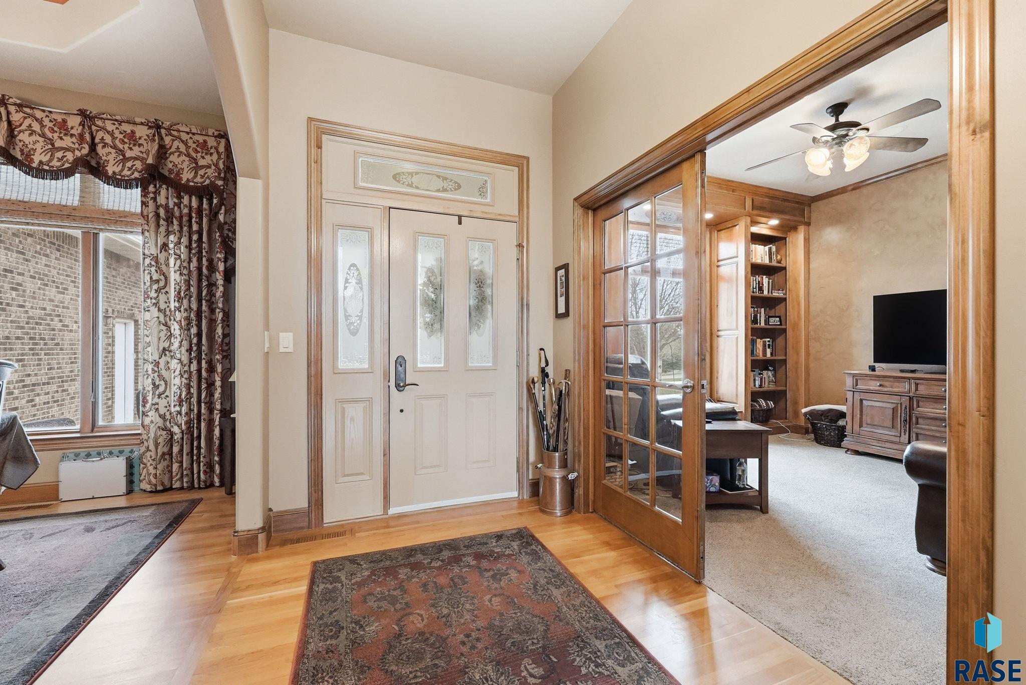 5801 S Copperhead Dr