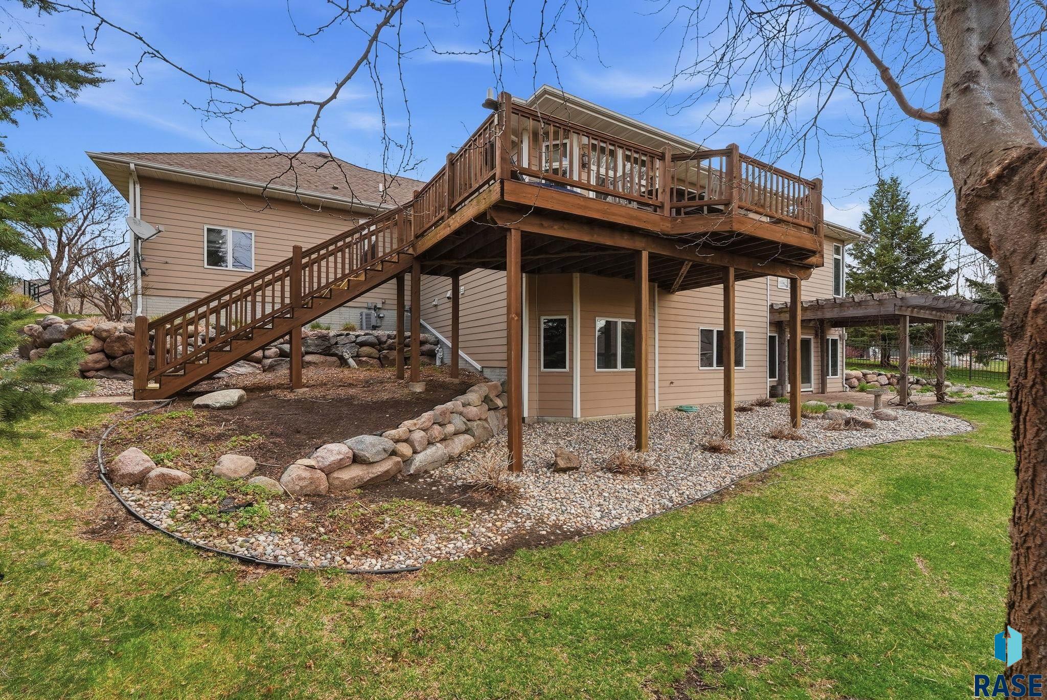 5801 S Copperhead Dr