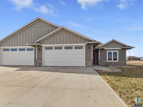 Photo of 301 Granite Ave, Tea, SD 57064 (MLS # 22602636)