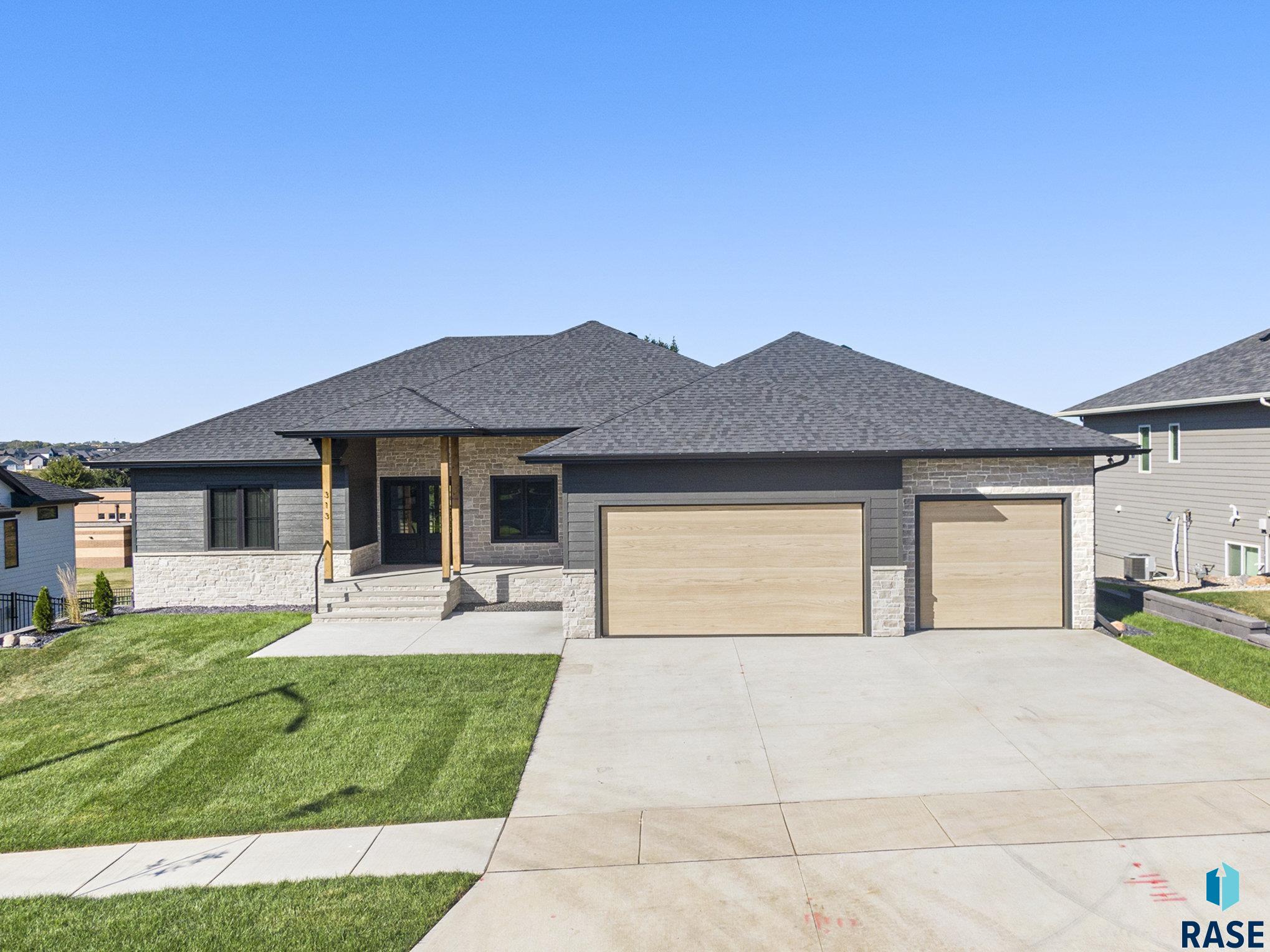 313 Red Spruce Ave