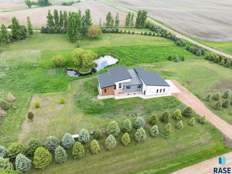 Photo of 48503 256th St, Garretson, SD 57030 (MLS # 22602309)