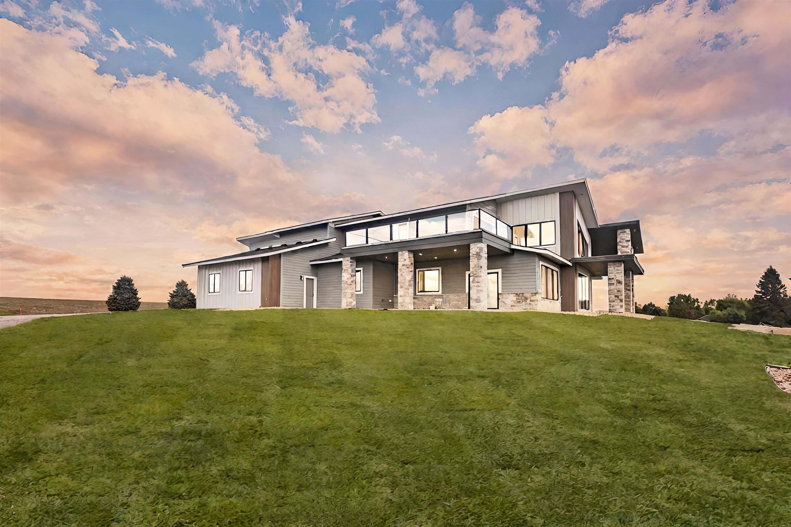6776 Zimmermann Dr