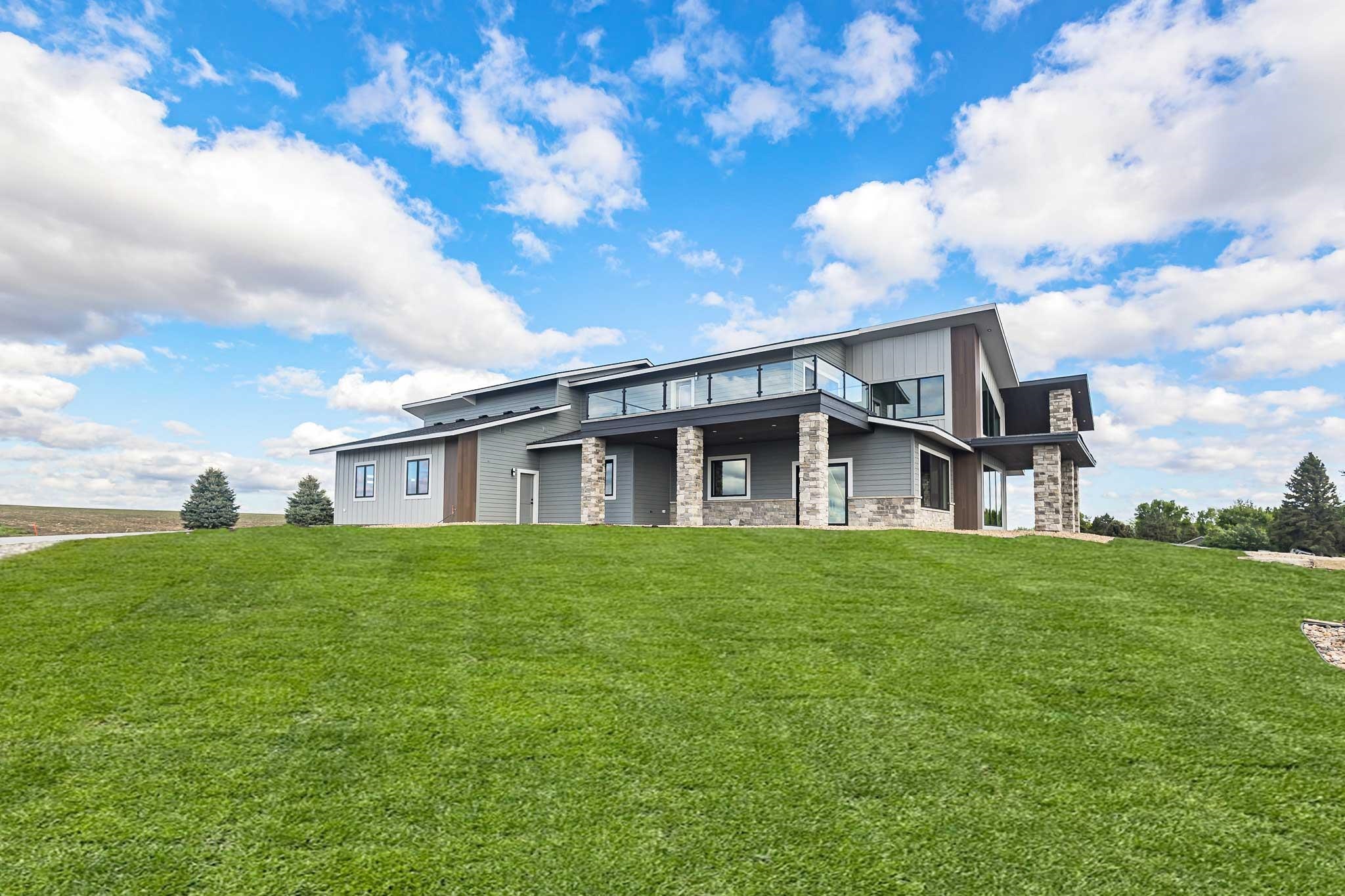 6776 Zimmermann Dr