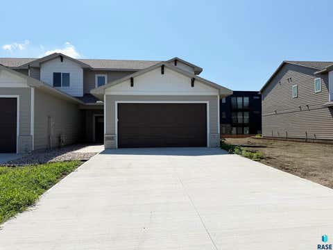 Townhouse For Sale - 5113 E 67th Street<br/> Lincoln County, Sioux Falls, SD 57108