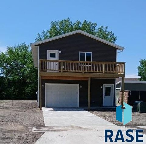 Photo of 313 N Willow Ave, Sioux Falls, SD 57104 (MLS # 22603765)