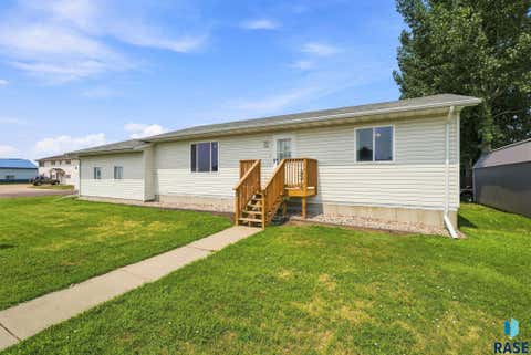Homes For Sale - 204 Jessica Street<br/> Worthing, SD 57077