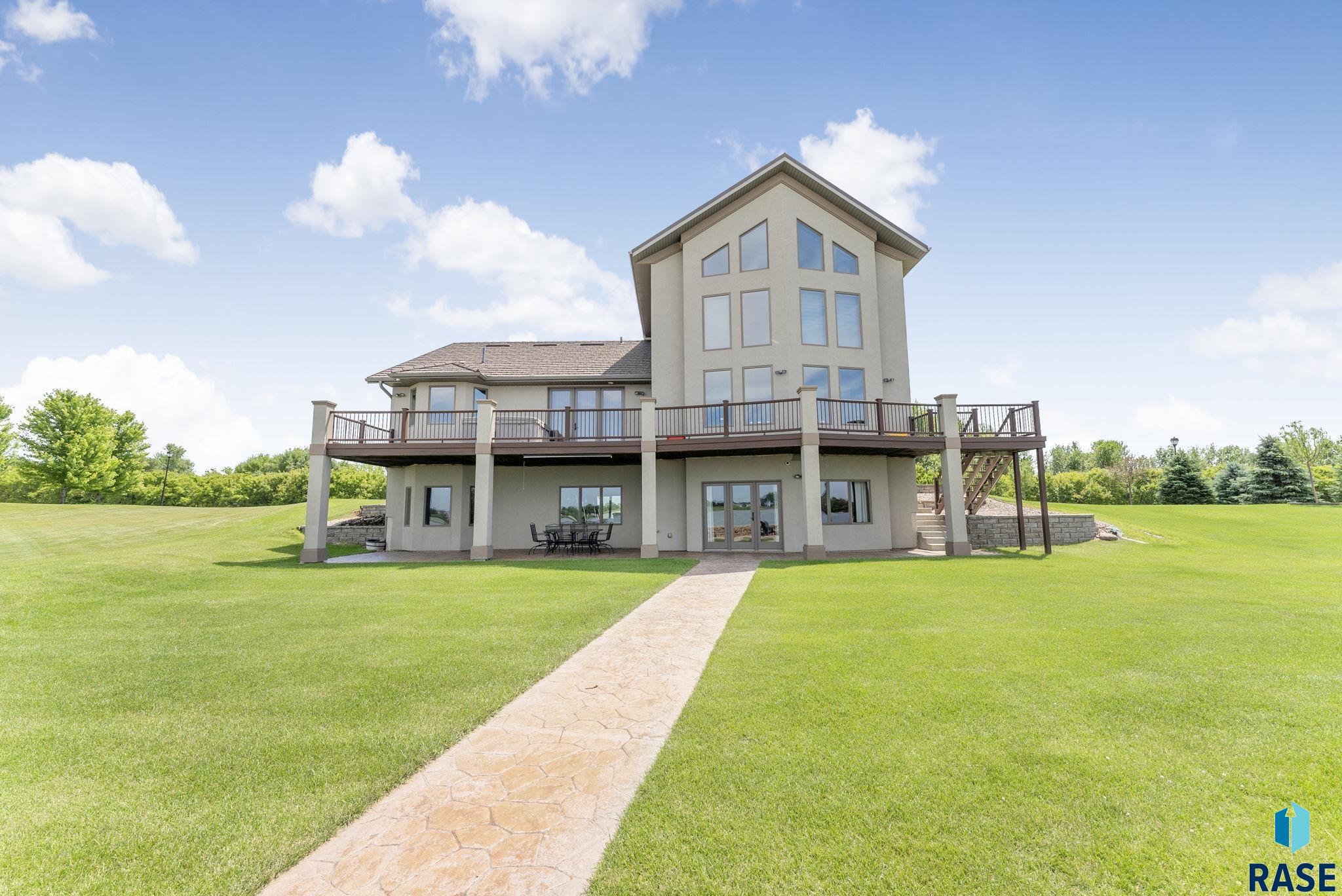 209 Lake Ridge Dr
