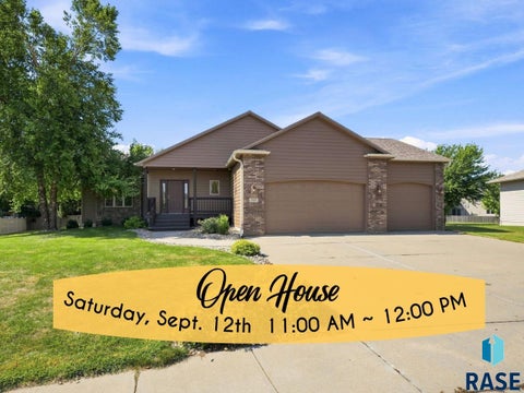 Homes For Sale - 7609 W Stanford Drive<br/> Sioux Falls, SD 57106