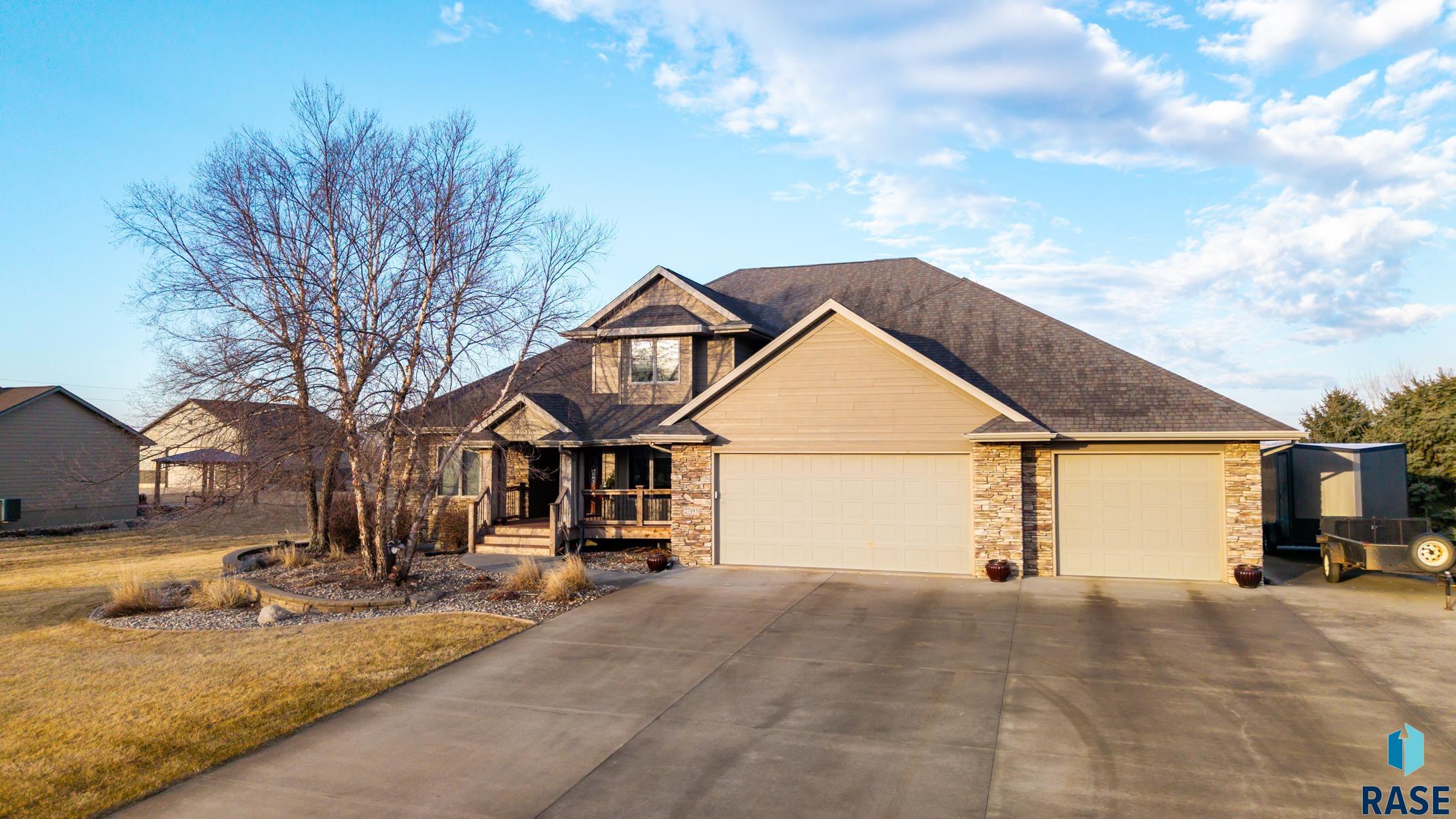27193 Willow View Cir