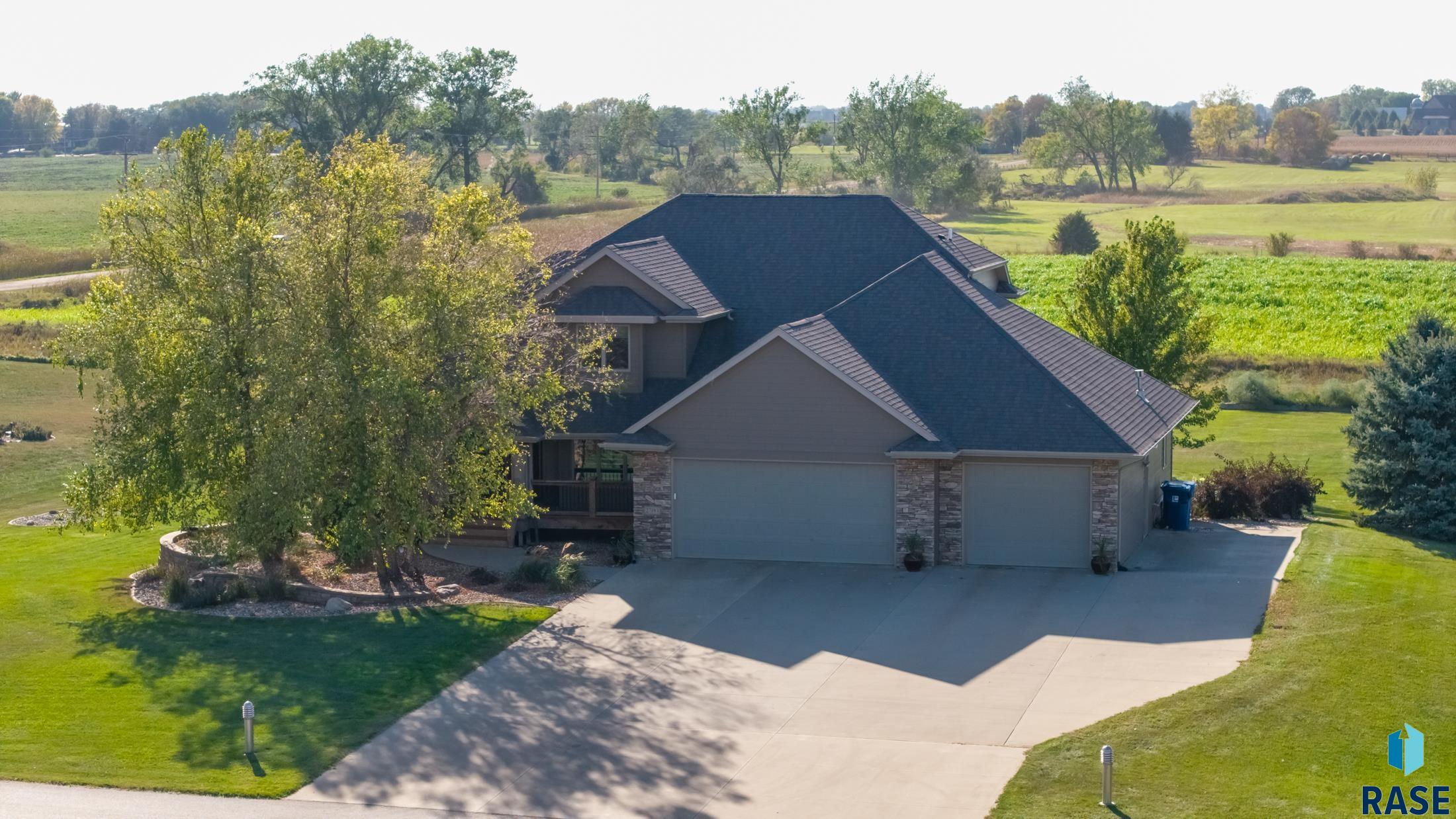 27193 Willow View Cir