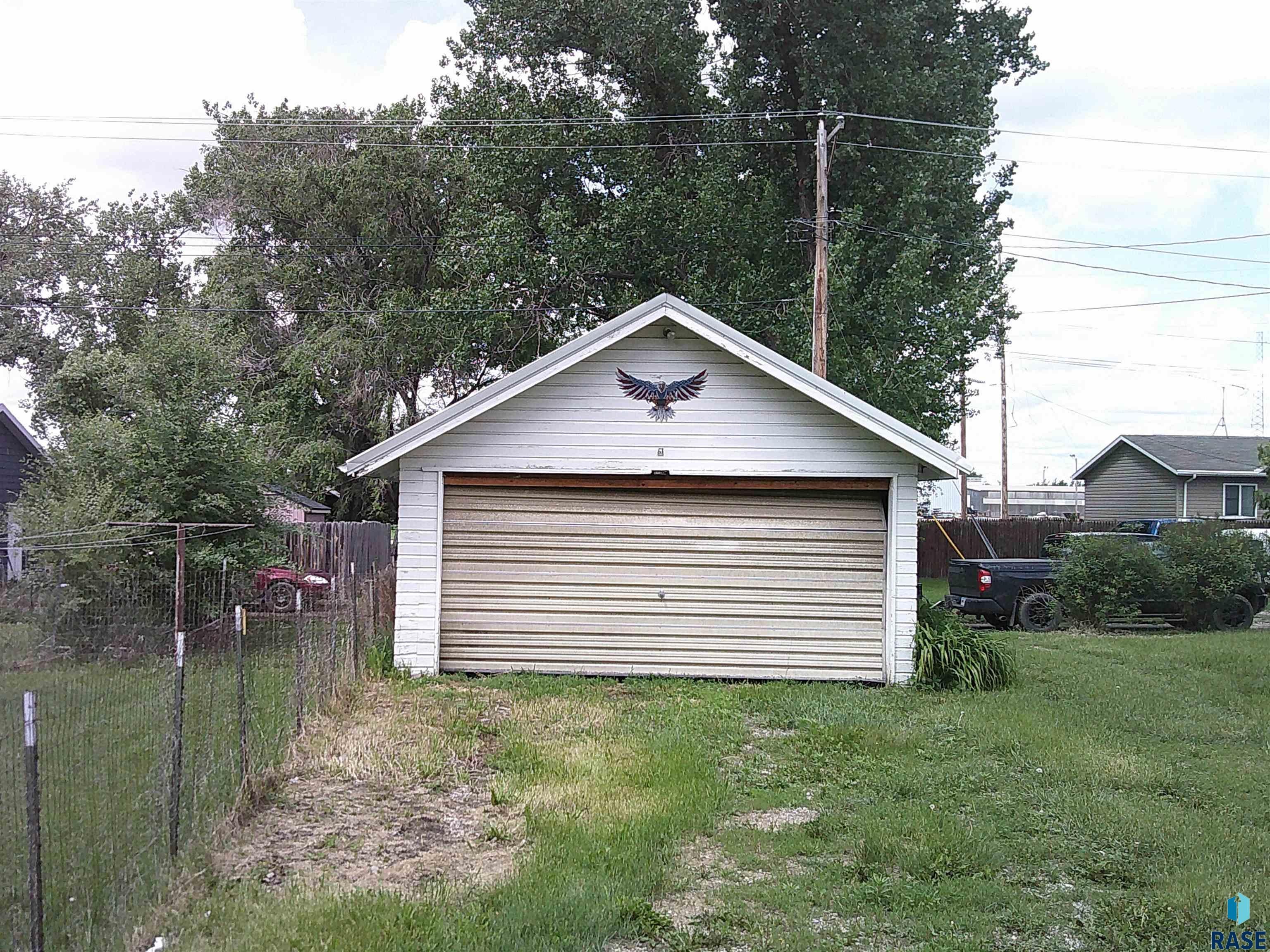 714 SW 3rd Ave - Photo 4
