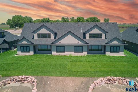 1137 E Thompson Pl Tea SD 57064