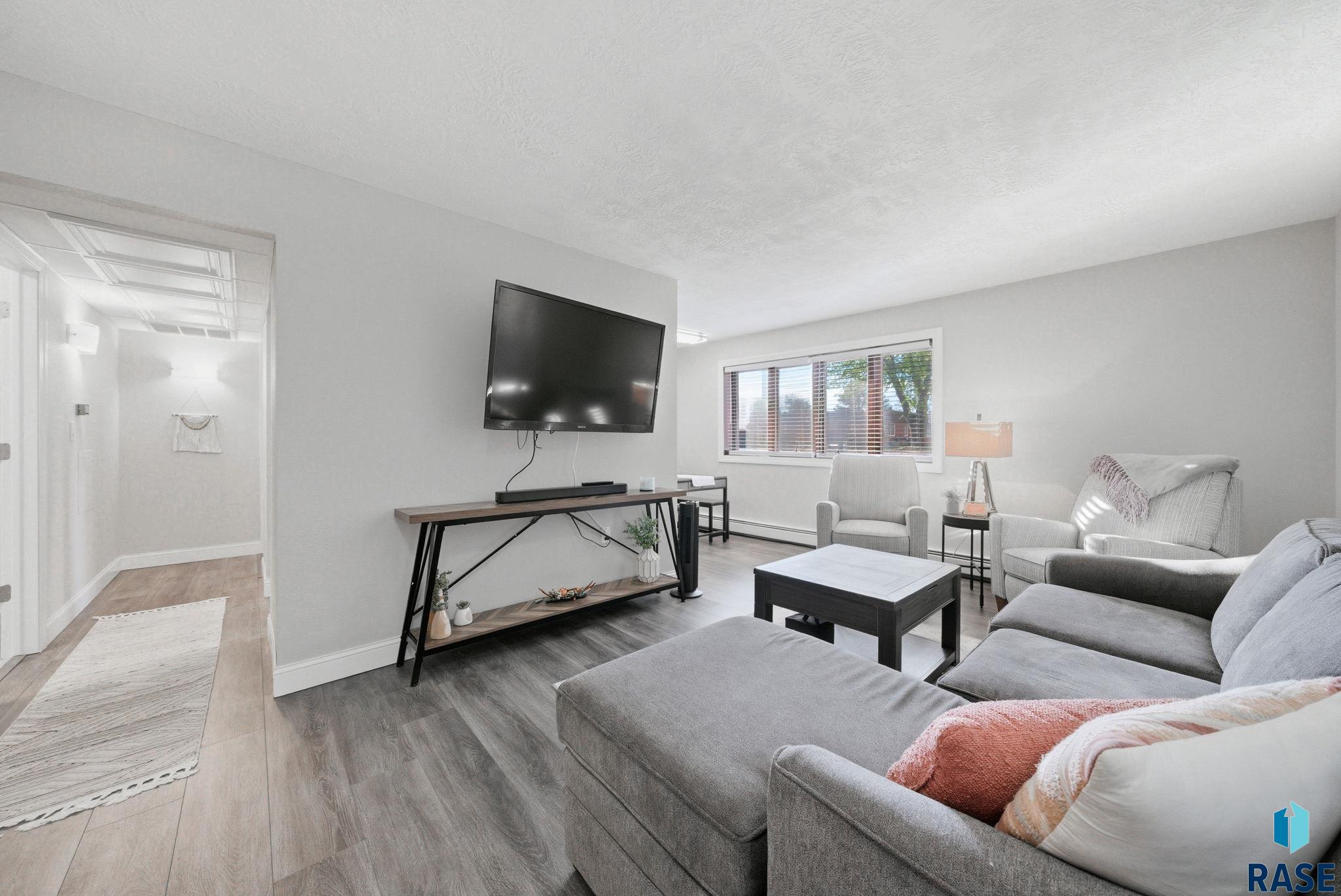 Sioux Falls, South Dakota 57106, United States, 2 Bedrooms Bedrooms, ,1 BathroomBathrooms,Residential,Active,228363