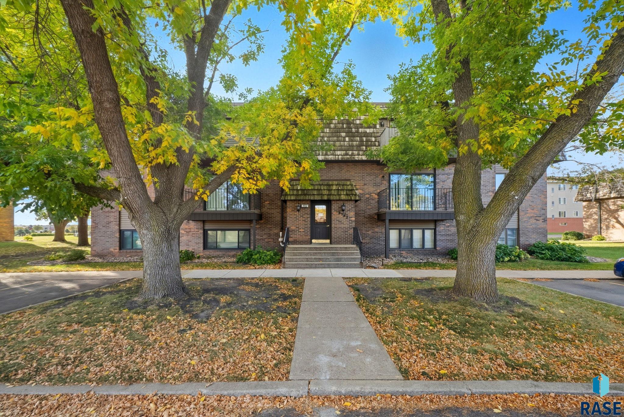 Sioux Falls, South Dakota 57106, United States, 2 Bedrooms Bedrooms, ,1 BathroomBathrooms,Residential,Active,228363