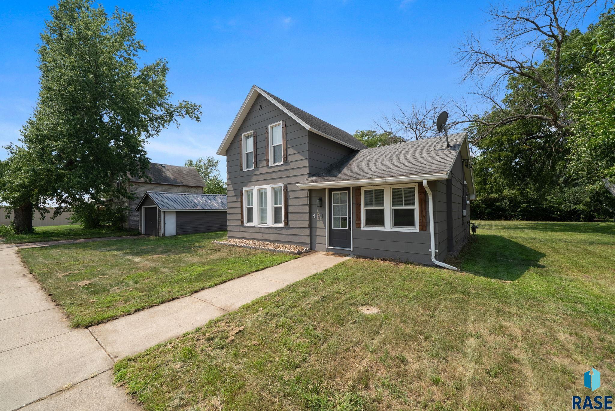 411 S Dakota St